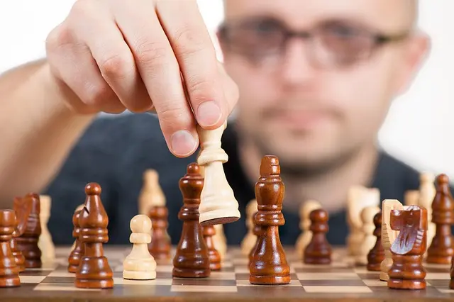 Comment les jeux de société améliorent votre esprit critique