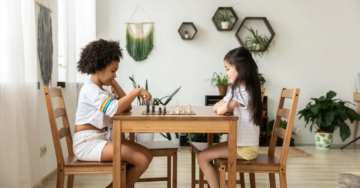 Comment les jeux de société favorisent la créativité de vos enfants