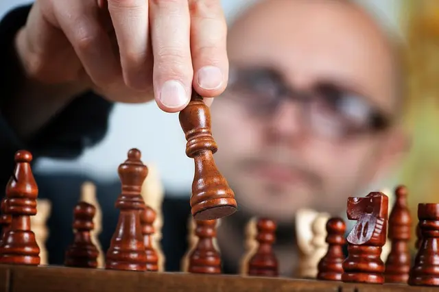 Comment les jeux de société et vidéo favorisent le travail d'équipe
